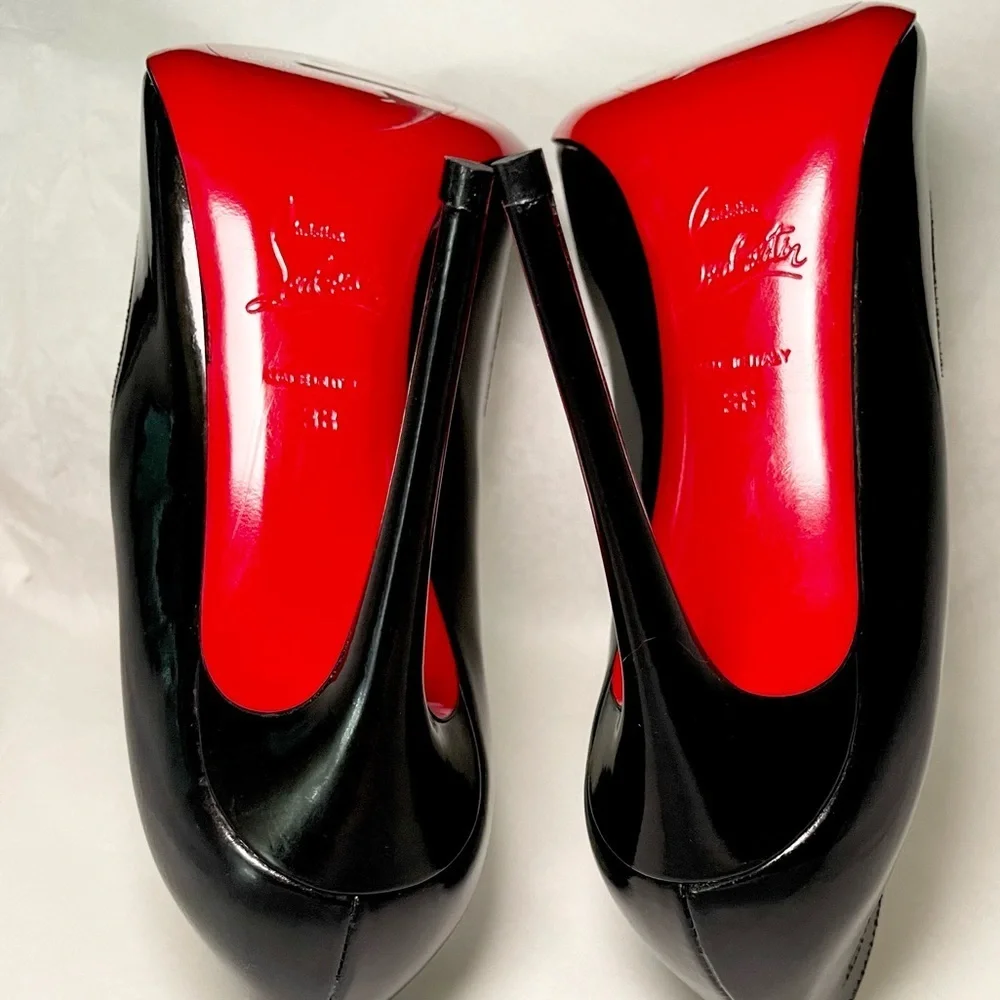Christian Louboutin HotChick 100mm. Black patent Lin Resille edition. EU38